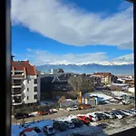 Next To The Lift Διαμέρισμα *
