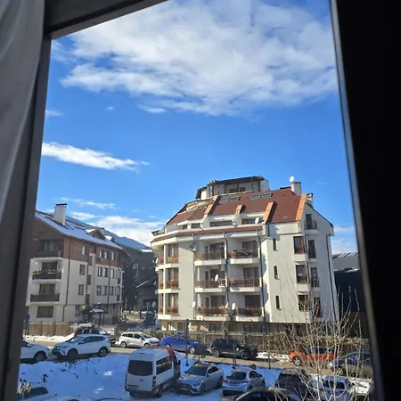 Next To The Lift Daire *